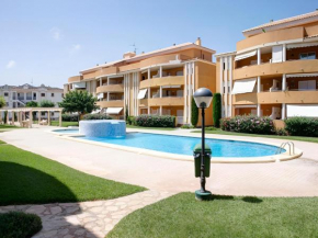 Apartamento con Piscina en Residencial Mediterráneo by Alterhome
